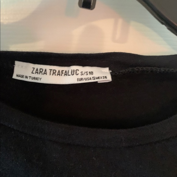 Black Daisy Zara Crop Top - Picture 2 of 2